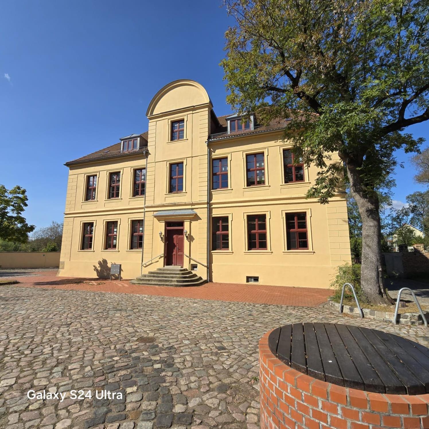 City Apart - Fewo Klimaanlage Whirpool Panoramafenster 5 Personen Kulturdenkmal Dessau-Rosslau Exterior foto